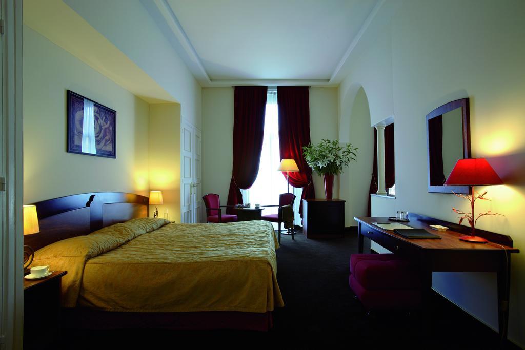 Hotell B4 Park